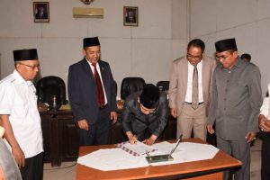 DPRD KLU Setujui KUA-PPAS APBD-P 2019