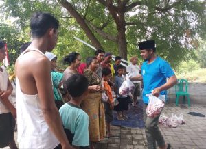 Endri’s Foundation Sebar Ribuan Paket Daging Kurban di NTB