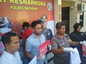 Pecatan Polisi di NTB Ditangkap Edarkan Sabu dan Pil Ekstasi