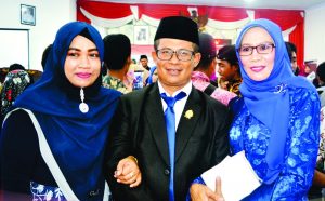 Politisi PAN Bima Bawa Dua Istri saat Pelantikan: Bangga Bisa Berbagi Bahagia