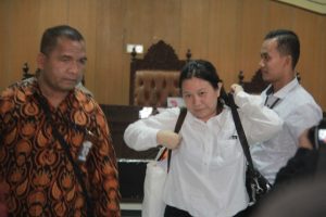 Takut Dibui, Dua WNA Suruh Terdakwa Liliana Suap Kakanim Imigrasi Mataram