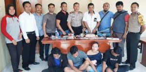 Polisi Tangkap Wanita Muda Pengedar Sabu di Kota Bima