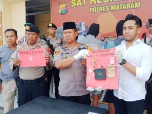 Lagi Asyik Nyabu, Tiga Pria di Mataram Digerebek Polisi