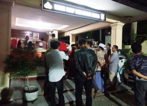 Suami Pergoki Istri Berduaan dengan Lelaki Lain di Rumah
