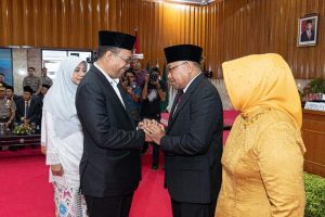 Lantik Lalu Gita, Gubernur NTB: Ini Sejarah Sekda Pilihan Langsung Presiden