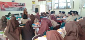DPD Cantik Evi Apita Maya Sosialisasi 4 Pilar Kebangsaan ke Kalangan Milenial