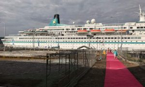 Aman dari Virus Corona, Turis Kapal Pesiar MV Albatros Singgah di Lombok