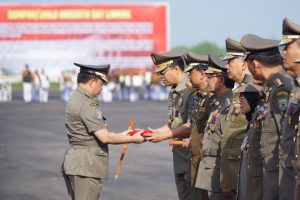 Gubernur NTB Raih Penghargaan Karya Bhakti Peduli Satpol PP