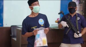 Cleaning Service Sekolah di Lombok Ditangkap Bawa Narkoba Senilai Setengah Miliar