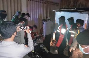 Orang Sibuk Cegah Corona, Empat Pemuda di Mataram Malah Mabuk-mabukan