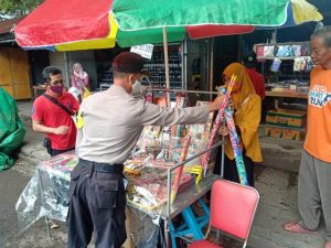 Jelang Lebaran, Polres Sumbawa Sita Ratusan Petasan Berdaya Ledak Tinggi