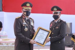 Tolak laporan anak yang ingin memenjarakan ibunya, Kasat Reskrim ini dapat penghargaan dari Kapolda NTB