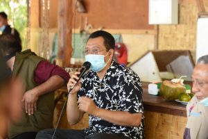 Gubernur Sambangi Warga Pulau Moyo, Serap Aspirasi Sekaligus Ajak Masyarakat Dukung Investasi