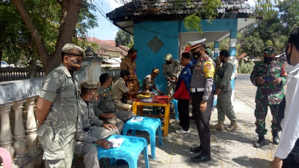 9 pengendara terjaring razia masker: 1 orang bayar denda, 8 dijatuhi hukuman sosial