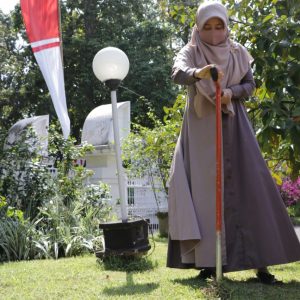 Dukung Zero Waste, TP.PKK NTB Beri Pelatihan Pembuatan Lubang Biopori