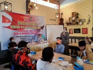 Sosialisasi Empat Pilar Kebangsaan, Evi Apita Maya Gandeng HMI Komisariat STMIK Loteng