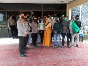 Polwan Viral Polres Dompu Dapat Apresiasi Dari HMI