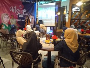 Diacara Milineal Talk, Evi Apita Maya Ajak Perempuan Kota Mataram Untuk Percaya Diri