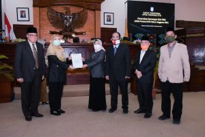 Wagub Serahkan KUA PPAS APBD NTB 2021