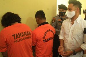 Dua sekawan curi HP di warung soto, tidak sadar aksinya terekam CCTV, akhirnya masuk bui