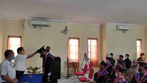 Politeknik AKA Bogor Wisuda 9 Karyawan PT SMS