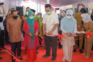 Industrialisasi Bergeliat, Gubernur Resmikan Pabrik Teh Kelor di Mataram