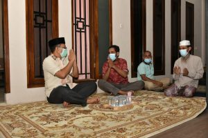 Gubernur Berkunjung Kerumah Duka, Sampaikan Belasungkawa