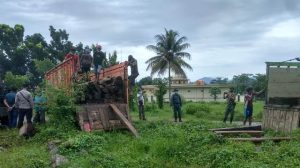 Tim gabungan amankan 324 kayu diduga ilegal di Dompu, warga hadang jalan