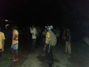 Cekcok, pria di Wera bacok teman, keluarga korban rusak rumah pelaku dan bakar motor