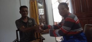 Rafidin bantu perbaiki pagar mesjid di Soromandi dan Donggo