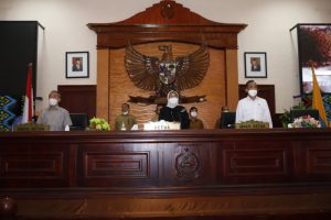 LKPJ Gubernur Tahun 2020 Cukup Memenuhi Syarat Untuk Diterima DPRD