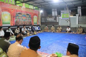 Berkunjung ke Pelosok Desa, Gubernur Dr. Zul Semangati Warga di Tengah Pandemi