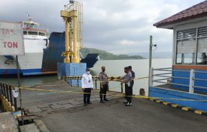 Dermaga I Pelabuhan Lembar Rusak Diseruduk Kapal Ferry