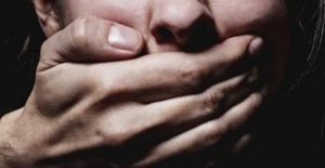 Kenalan di Facebook, Jalan-jalan, Siswi SMP Asal Sumbawa Diperkosa di Rumah Kosong