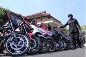 Sindikat Curanmor Antar Pulau Ditangkap, Polisi: Motor Curian Dijual ke Dompu