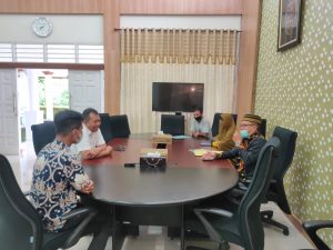 Camat Kunjungi Gubernur NTB: Terimakasih, Jalan Hotmix Mendukung Pariwisata Soromandi