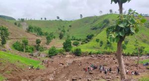 Petani Jagung Asal Donggo Tertimbun Tanah Longsor di Dompu, Pencarian Masih Berlangsung