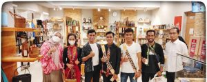 NTB Mall Siap Tampung Hasil Kerajinan USKM STIPAR Soromandi Bima