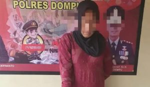 Nekat Jualan Sabu di Bulan Puasa, Wanita Paruh Baya di Dompu Bakal Lebaran di Penjara