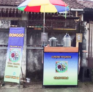 Digemari Kaum Muda, Salome Khas Bima Kini Hadir di Mataram