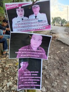 Peringati 77 Tahun Kemerdekaan, Mahasiswa: “Inilah Wajah Yang BertanggungJawab Atas Kerusakan Jalan Kabupaten Bima”