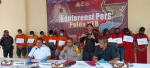 Polisi Tangkap 13 Pelaku Sindikat Pencurian Motor di NTB, 4 Orang Ditembak, 21 Motor dan 1 Mobil Diamankan
