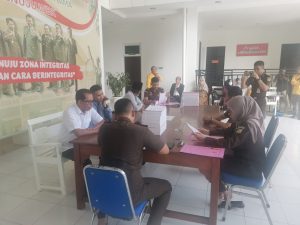 Tiga Tersangka Kasus Korupsi Saprodi Cetak Sawah Baru Bima Rp5,1 Miliar Dilimpahkan ke Jaksa