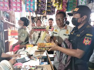 Aparat Gabungan Sita 175 Bungkus Rokok Ilegal di Bolo Bima