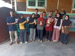 KKN di Desa Pijot Lombok Timur, Mahasiswa Unram Inovasi Garam Jadi Produk Kecantikan 