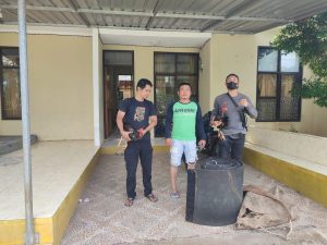 Polisi Bubarkan Judi Sabung Ayam di Bukit Parapimpi Kota Bima