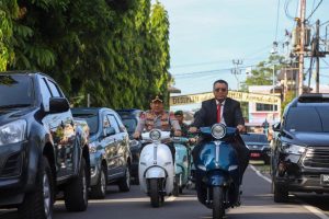 Aksi Gubernur NTB Naik Motor tanpa Plat dan Tak Pakai Helm Disorot: Siap Salah!