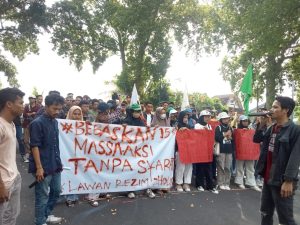 15 Pendemo Dipenjara Gara-Gara Tuntut Perbaikan Jalan, Mahasiswa Gedor Polda NTB