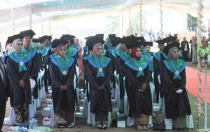 STIPAR Soromandi Bima Gelar Wisuda Angkatan ke-I