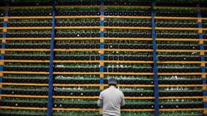 Pemula Masuk, Ini Perbedaan Investasi, Staking Crypto dan Mining Bitcoin
